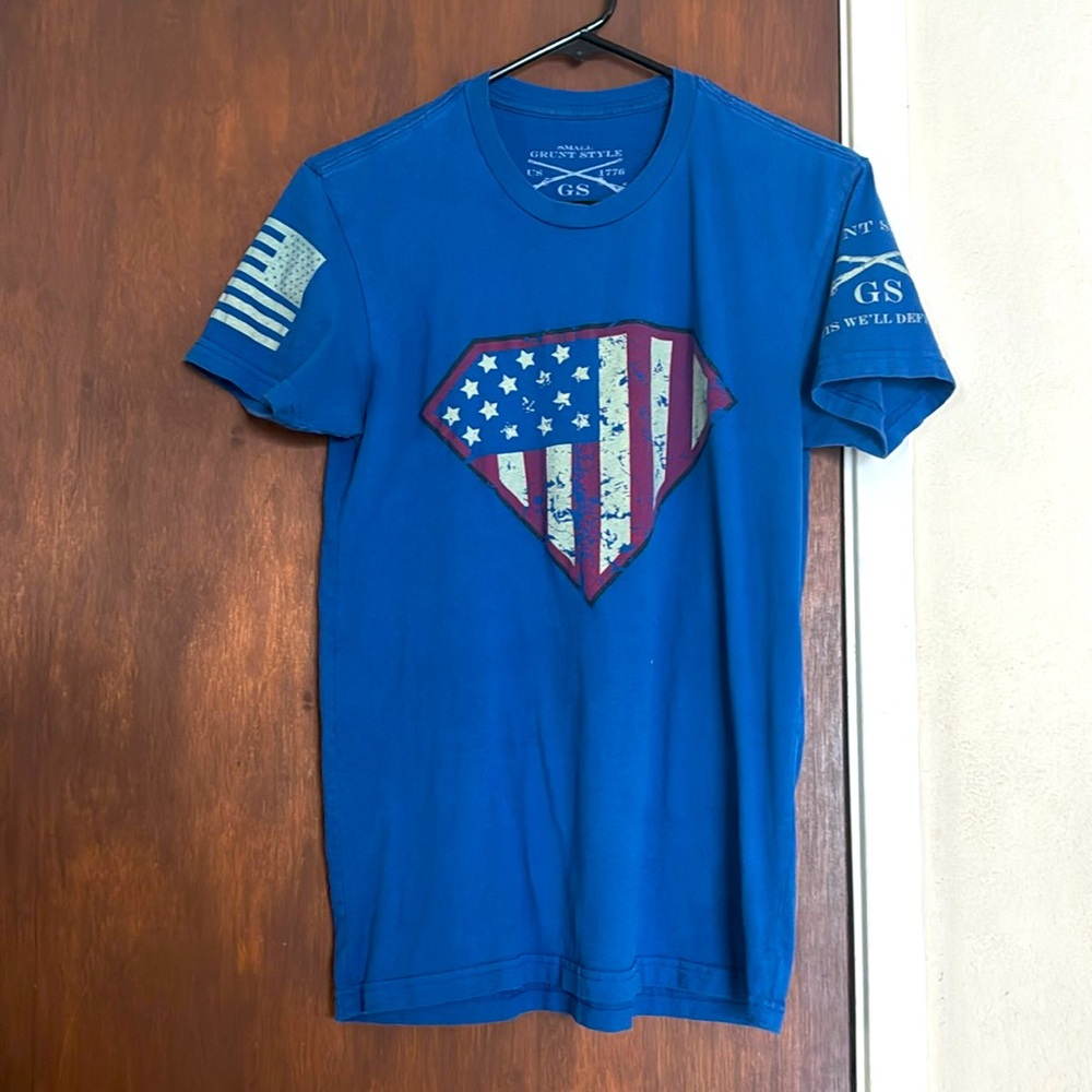 Great used condition grunt style tshirt
